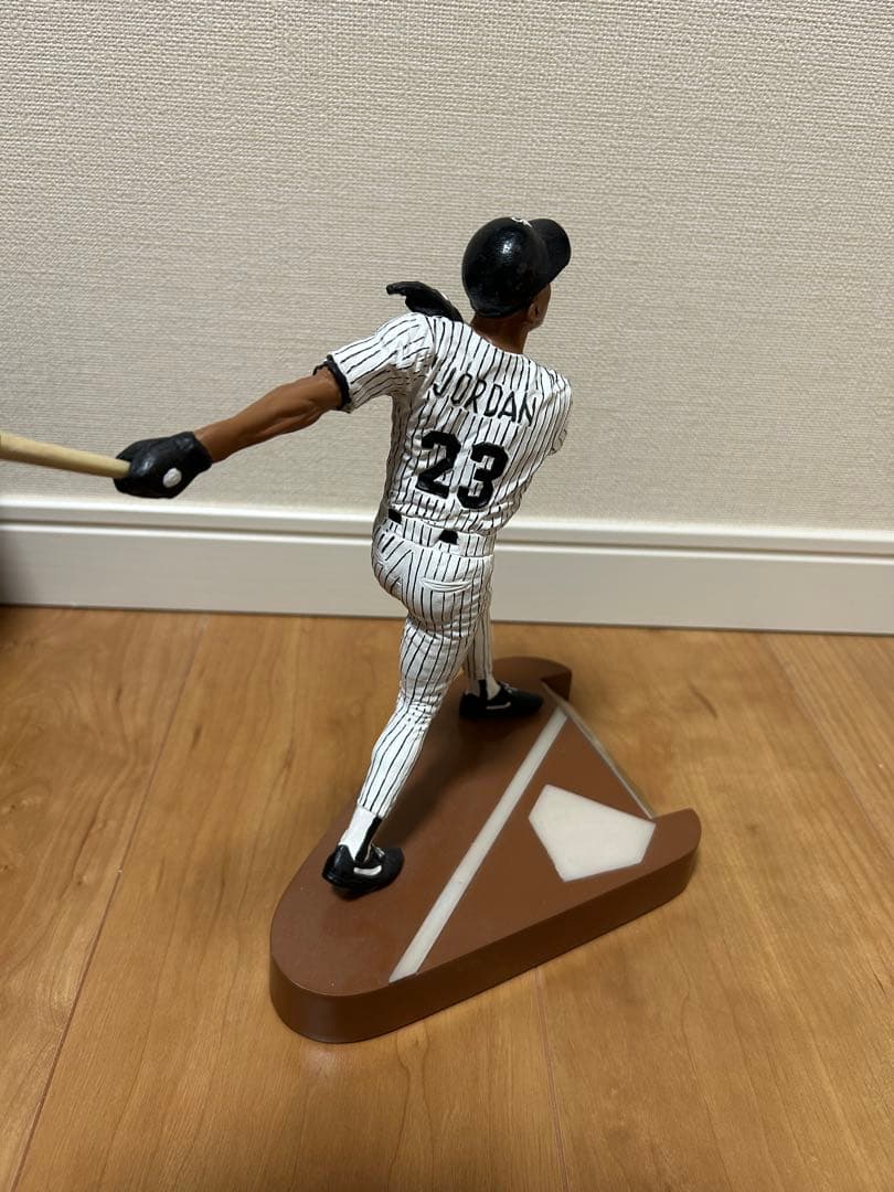 サルビノ社製フィギュア ジョーダン MLB ホワイトソックス