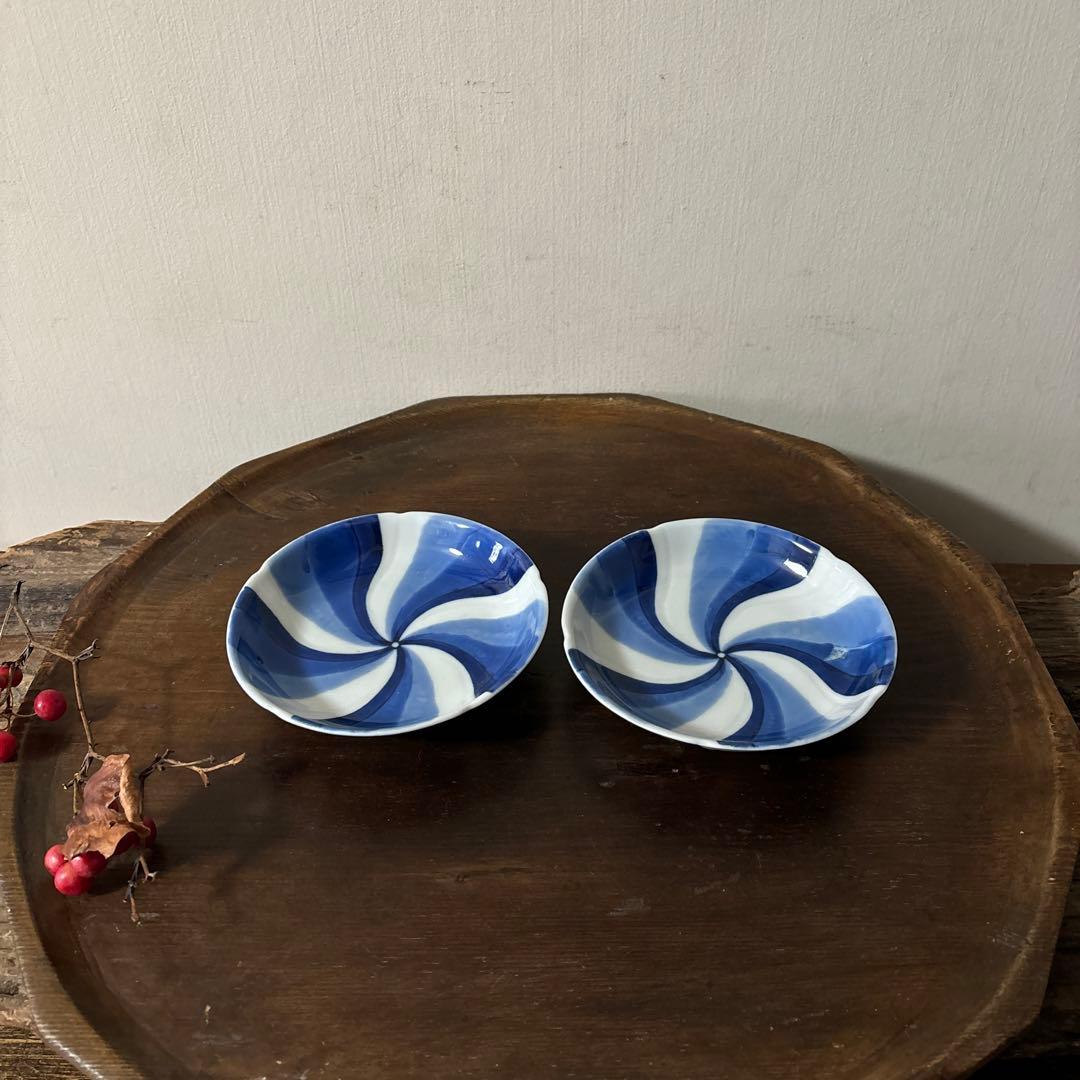 古伊万里染付捻り文皿　2点　江戸明治　アンティーク　酒器　白洲正子　白磁　検李朝