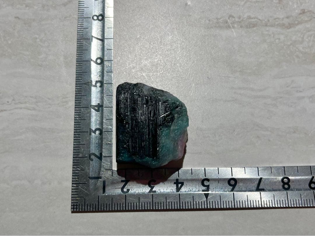 ブラジル パライバ州 バターリャ鉱山産 パライバトルマリン 原石 鉱物