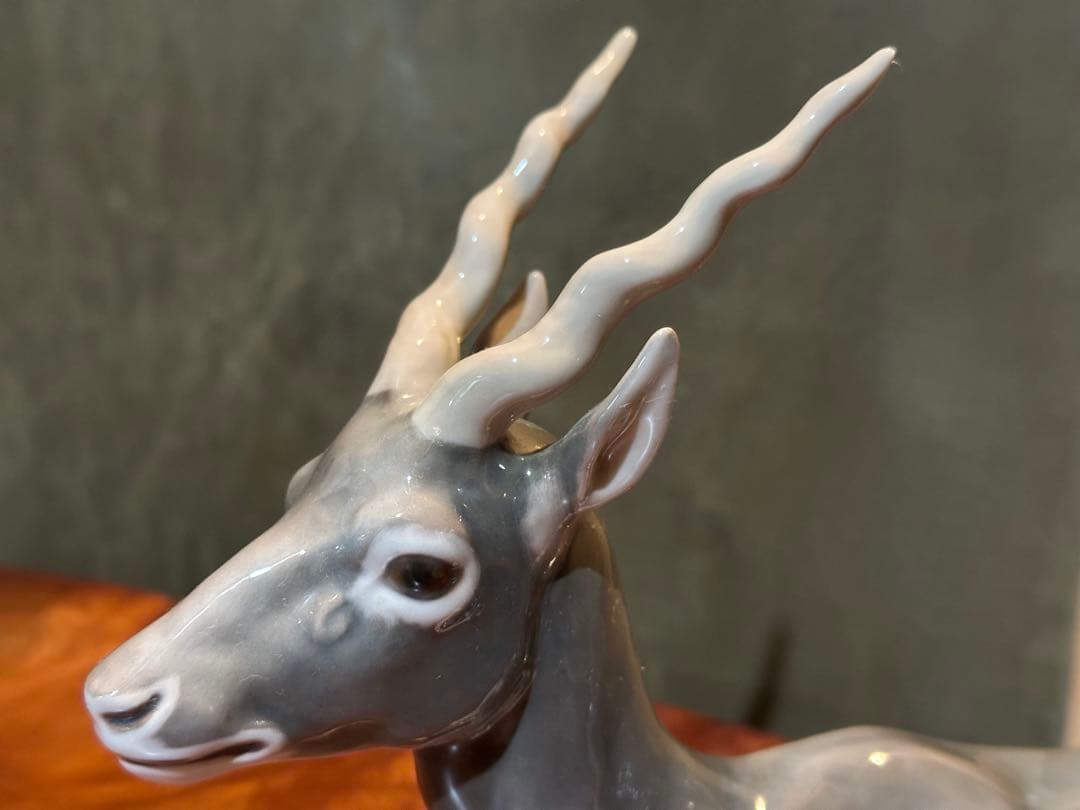 アンテロープ　陶器置物　最終価格