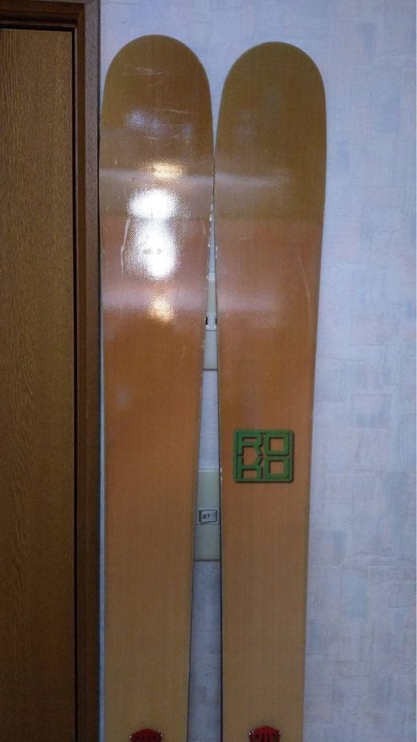 ロコスキー180cm(ニセコ発祥のハンドメード板)