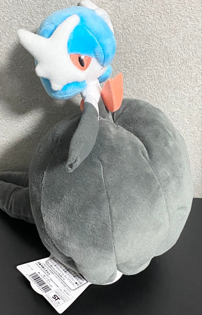 ポケモンセンター　ぬいぐるみ　黒いメガサーナイト　色違い　希少