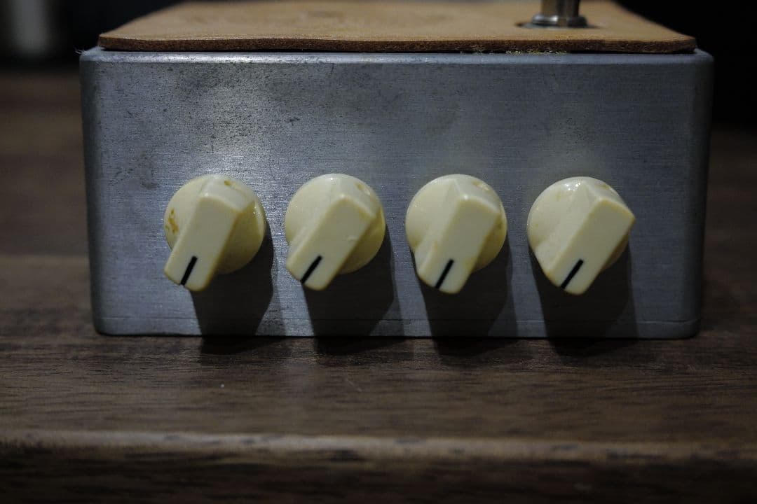 320design Brown Feather 革仕様