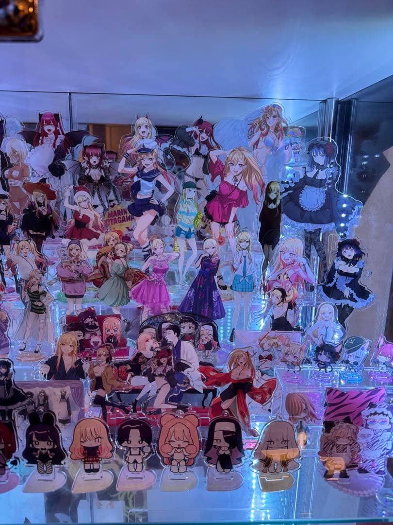 その着せ替え人形は恋をする アクリルスタンド、アクリルパネル まとめ売り