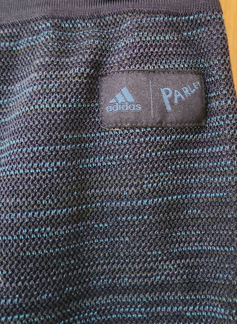 adidas フード付きジャケットネイビー ジュージ上下レディース