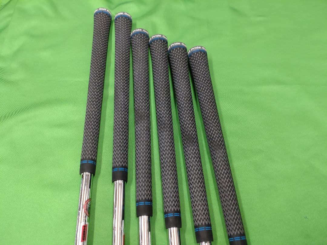 テーラーメイドSIMMAX アイアン 5〜PW　KBS MAX85 R