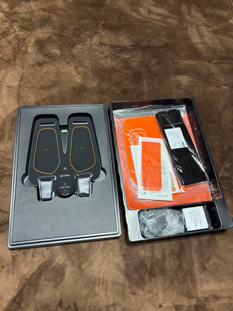 【未使用】SIXPAD 5点セット お腹1・腕2・脚2 自宅保管／箱ダメージあり