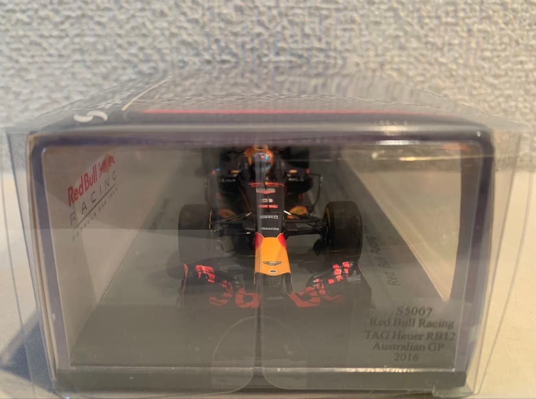 ミニカー 1/43 Red Bull Racing TAG Heuer RB12