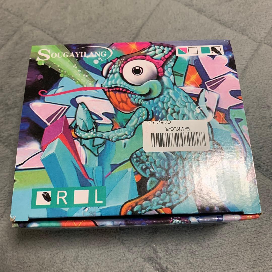 ベイトリール　ルアー　カラフル