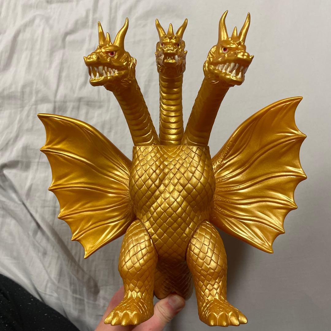 怪獣郷　キングギドラ