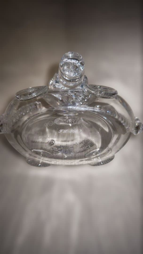 レミーマルタンルイ13世　バカラクリスタルボトル　空瓶