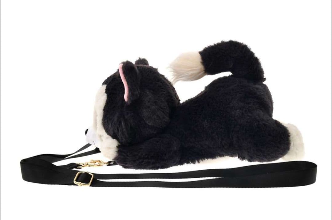 ディズニーストア　フィガロ　マルチポシェット