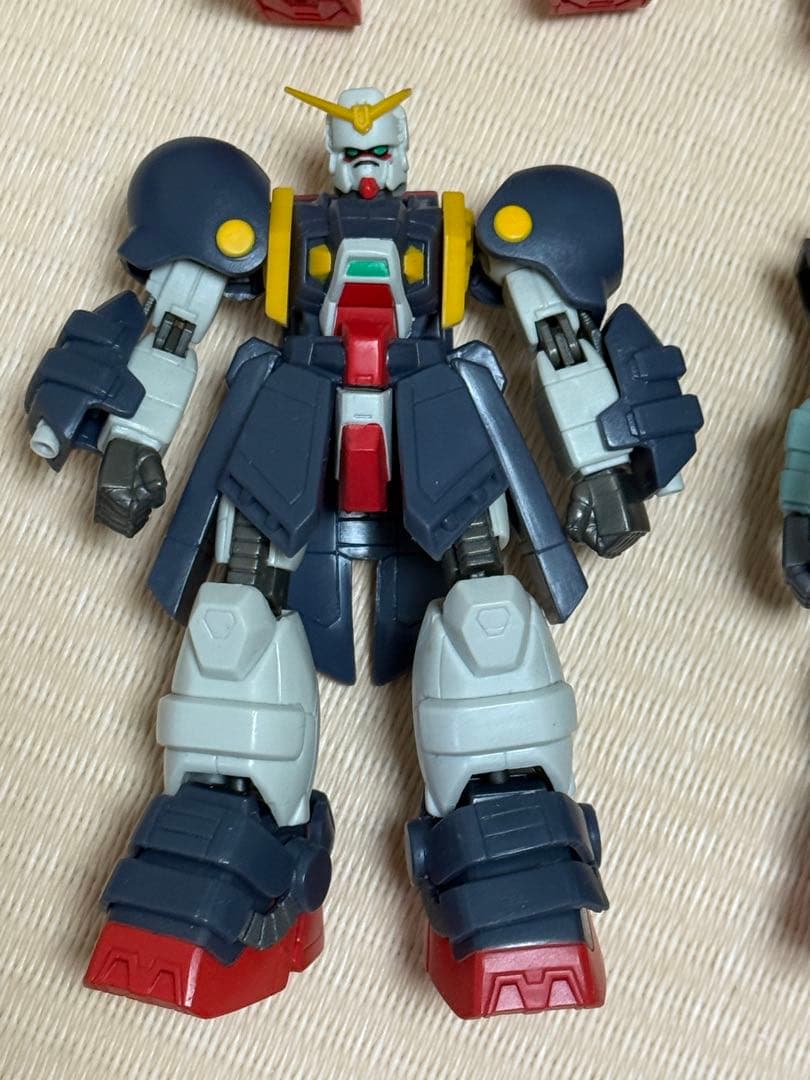 ガンダム系　パトレイバー　可動式ロボット系フィギュア　欠品ジャンク10体セット