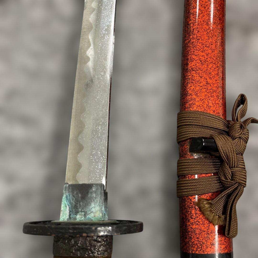 未開刃，模造刀、白鞘 刀 剣 長尺模造刀 模擬刀 劇亀甲模様の反り刀 赤い鞘付き