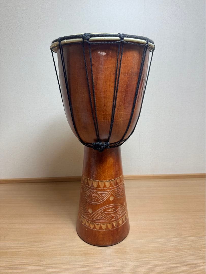 ジャンベ　民族楽器　打楽器