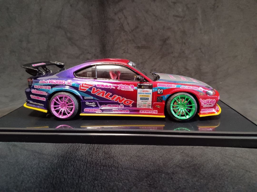アオシマ 1/24 ニッサン S15シルビア D1プラモデル 完成品 ケース付