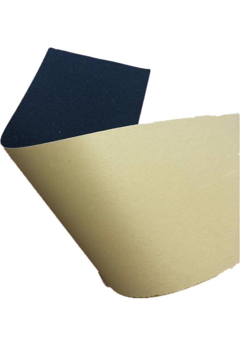 三色団子ページ　グリズリーデッキテープ貼り付け発送