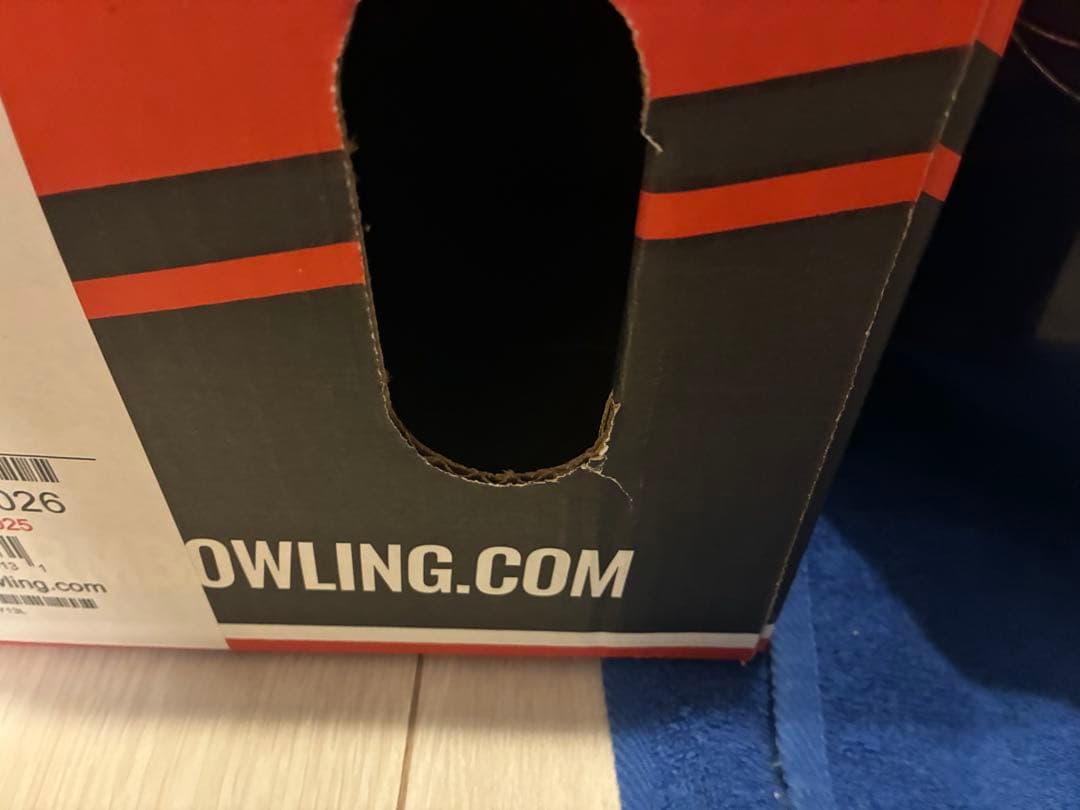 【中古】Storm Typhoon タイフーン　ボウリングボール 13ポンド