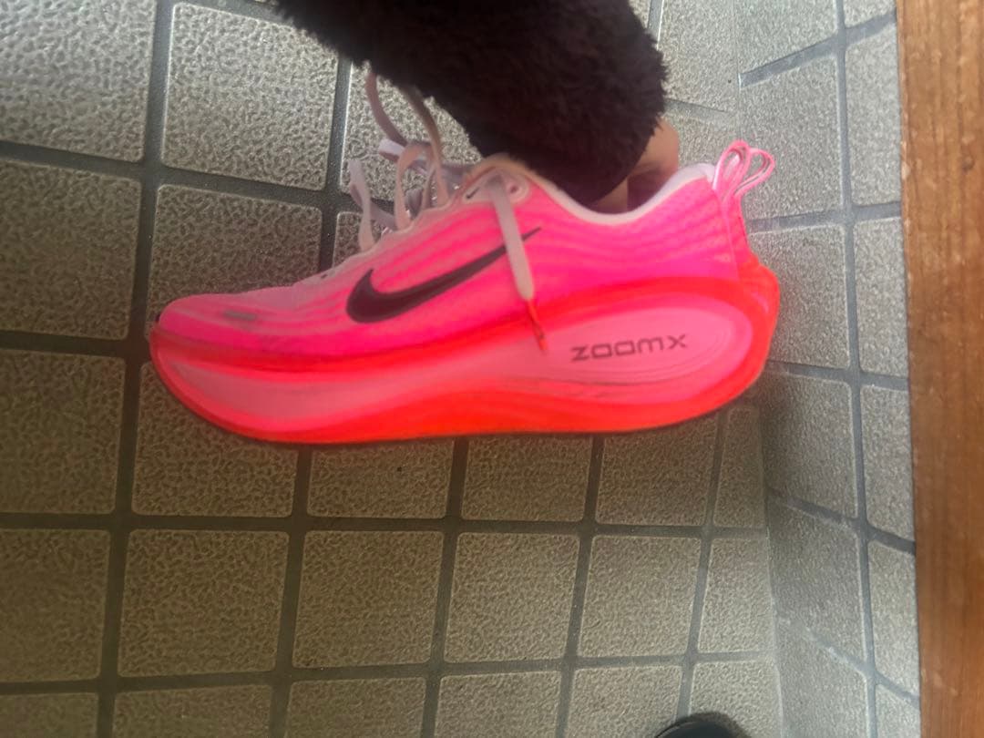 Nike ボメロプラス　23.5