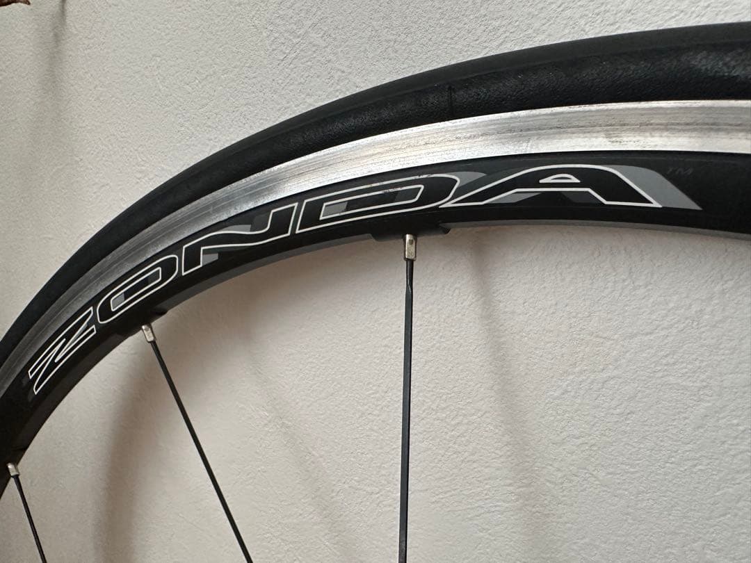 送料無料　カンパニョーロ　ゾンダ　ZONDA 17C タイヤ付　クイック付