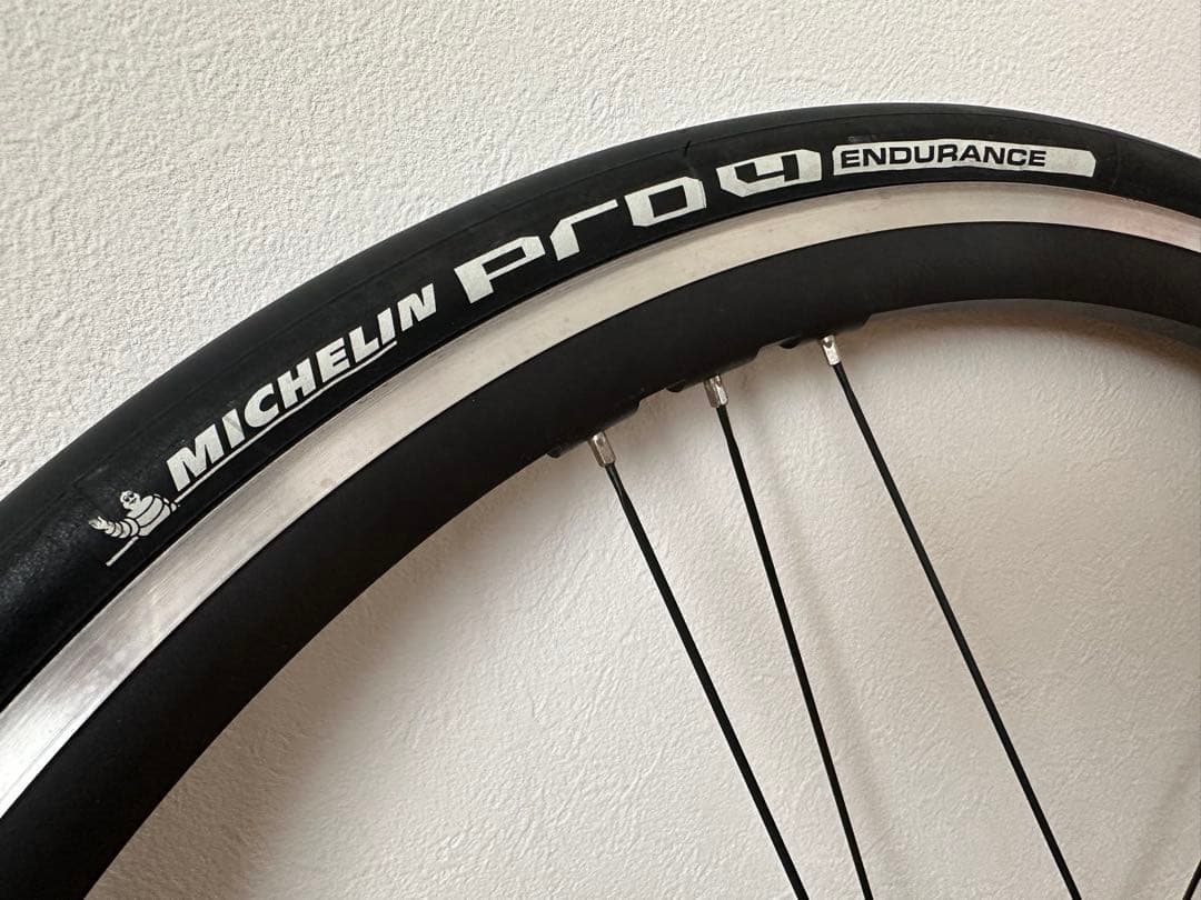 送料無料　カンパニョーロ　ゾンダ　ZONDA 17C タイヤ付　クイック付