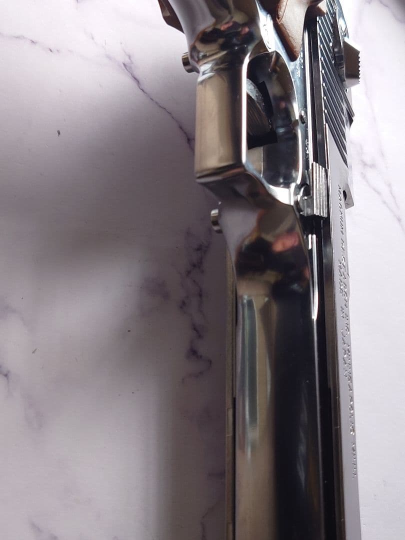 王*里様 東京マルイ デザートイーグル.50AE クロームステンレス バイオハザ