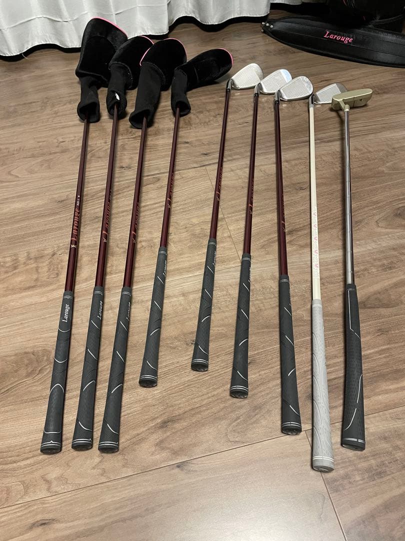 Larouge ゴルフバッグ・アイアンセット付き