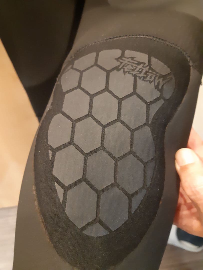 FELLOW セミドライ 5×3mm ウエットスーツ