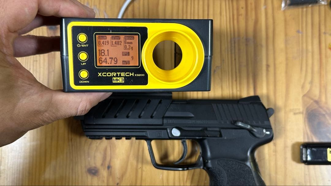 東京マルイ　電動ハンドガンHK45 リポバッテリー付き