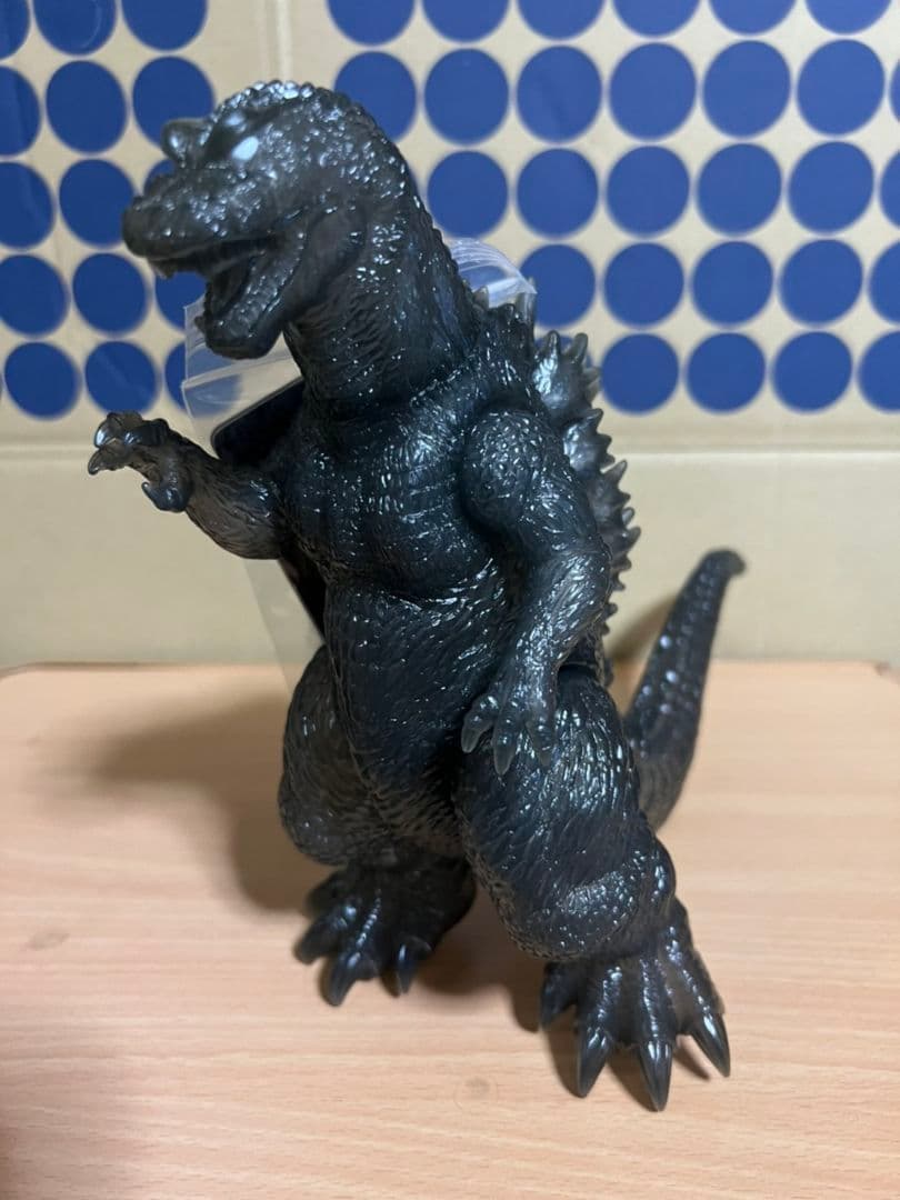 バンダイソフビ　ゴジラ　2002キングギドラ　バラゴン　劇場限定版　3体