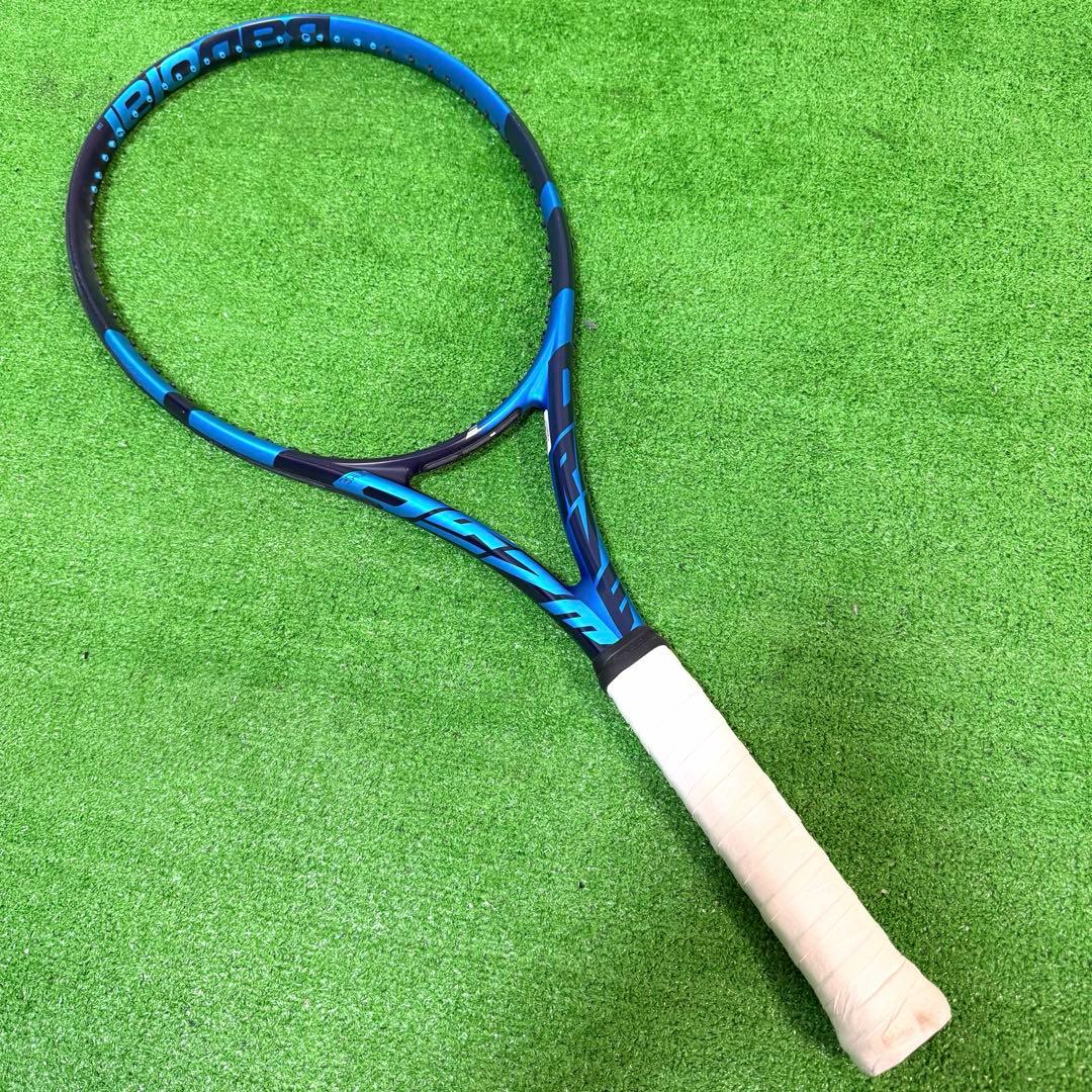 バボラ PURE DRIVE ピュアドライブ G2 硬式テニスラケット　ガット無