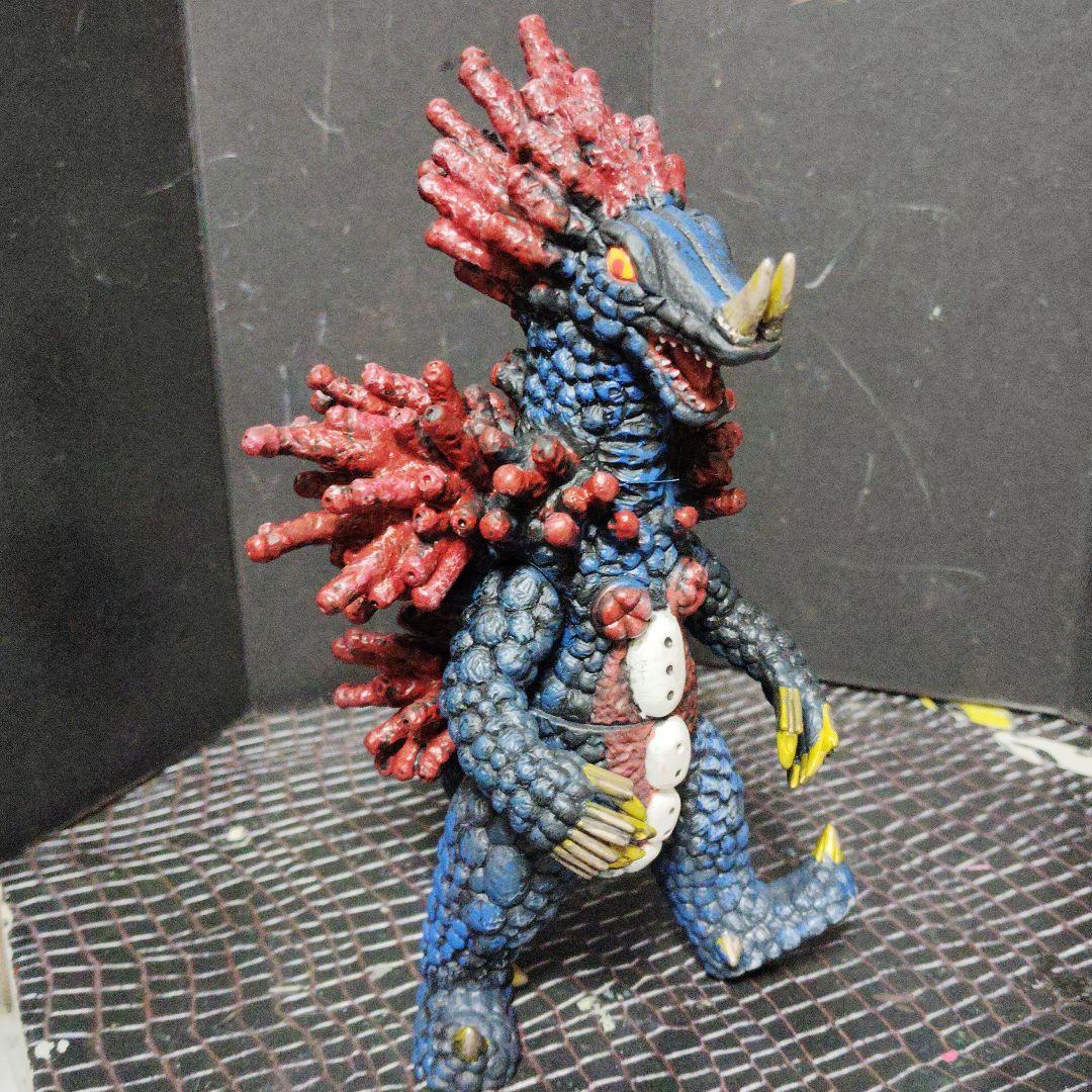 きなこプリンウルトラ怪獣旧型ソフビ