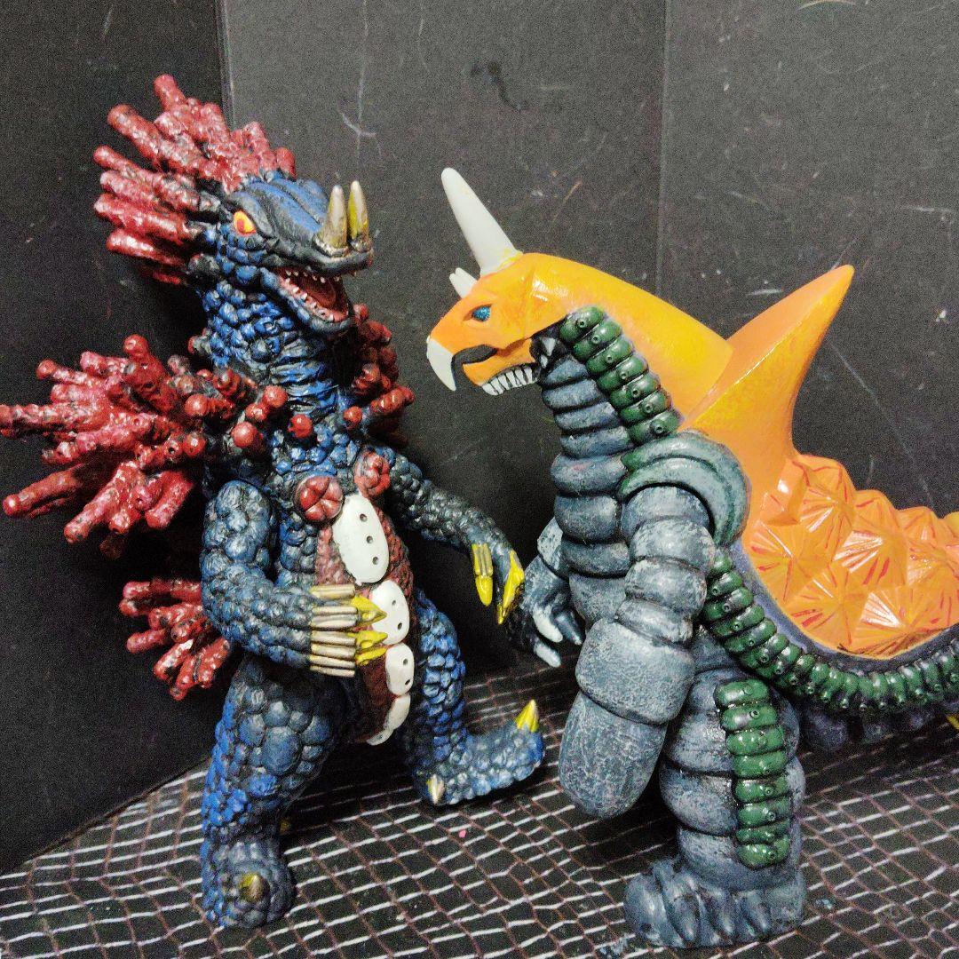 きなこプリンウルトラ怪獣旧型ソフビ