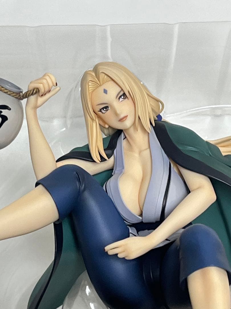 NARUTO 疾風伝 綱手 Ver.2 フィギュア ナルトギャルズ メガハウス