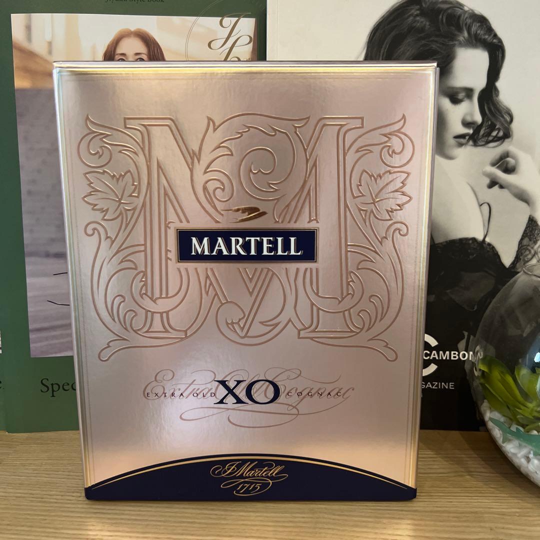 マーテル　XO ブランデー 700ミリ