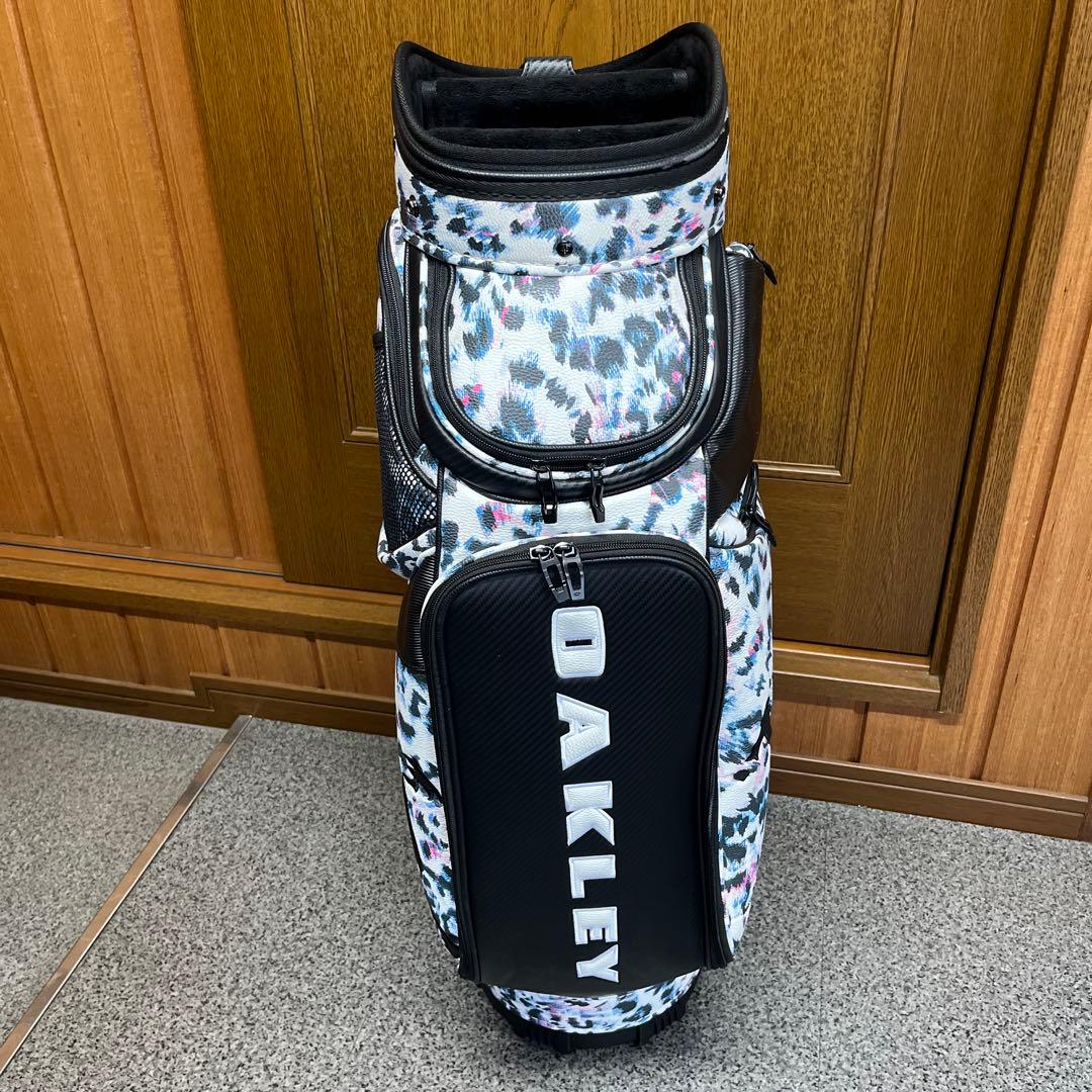 オークリー キャディバック16.0 豹柄9.5型 美品 未使用ネームプレート