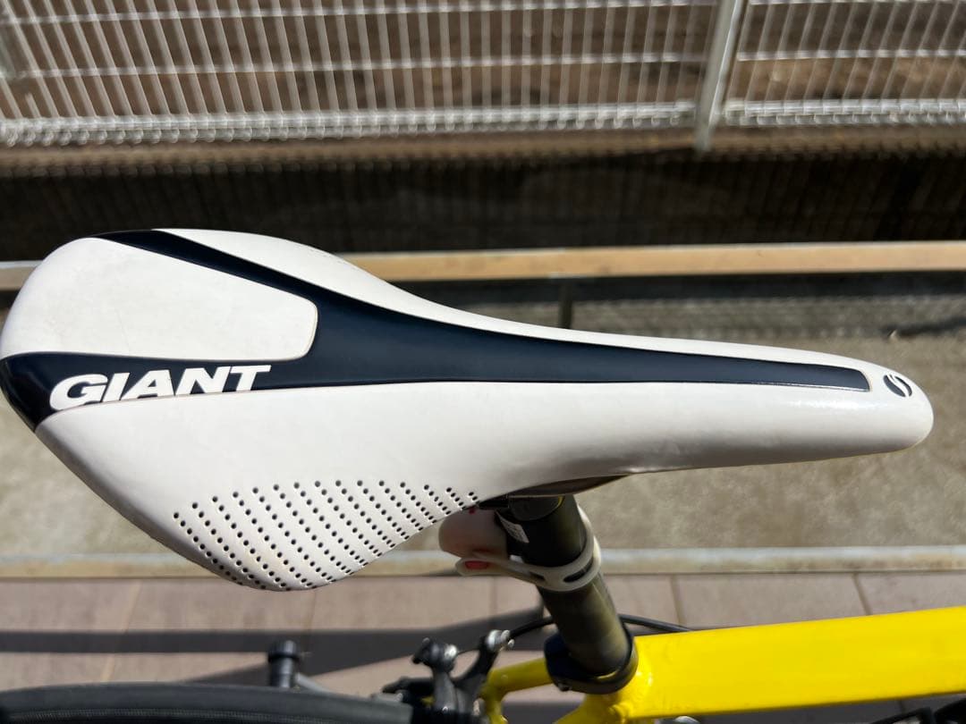 ◎直接受取◎GIANT「ジャイアント」DEFY4 2015年モデル　ロードバイク