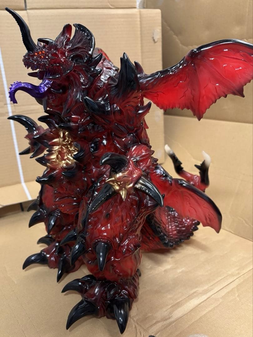 ソフビ　赤目天使　Destrolah #3