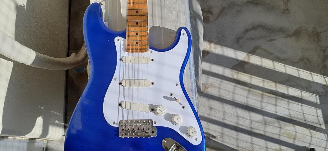 a*e様 フェンダーUSAクラプトン ストラト1989年 初期 ラッカーリフィニ