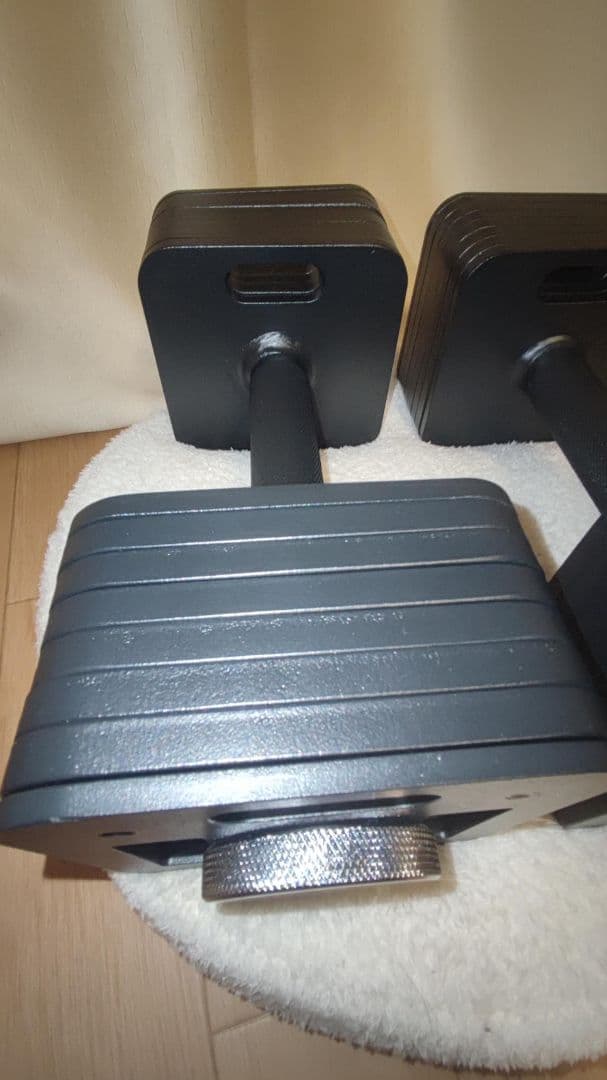 可変式ダンベル1KG刻み 15段階調整16kg×2(MINI版)セット