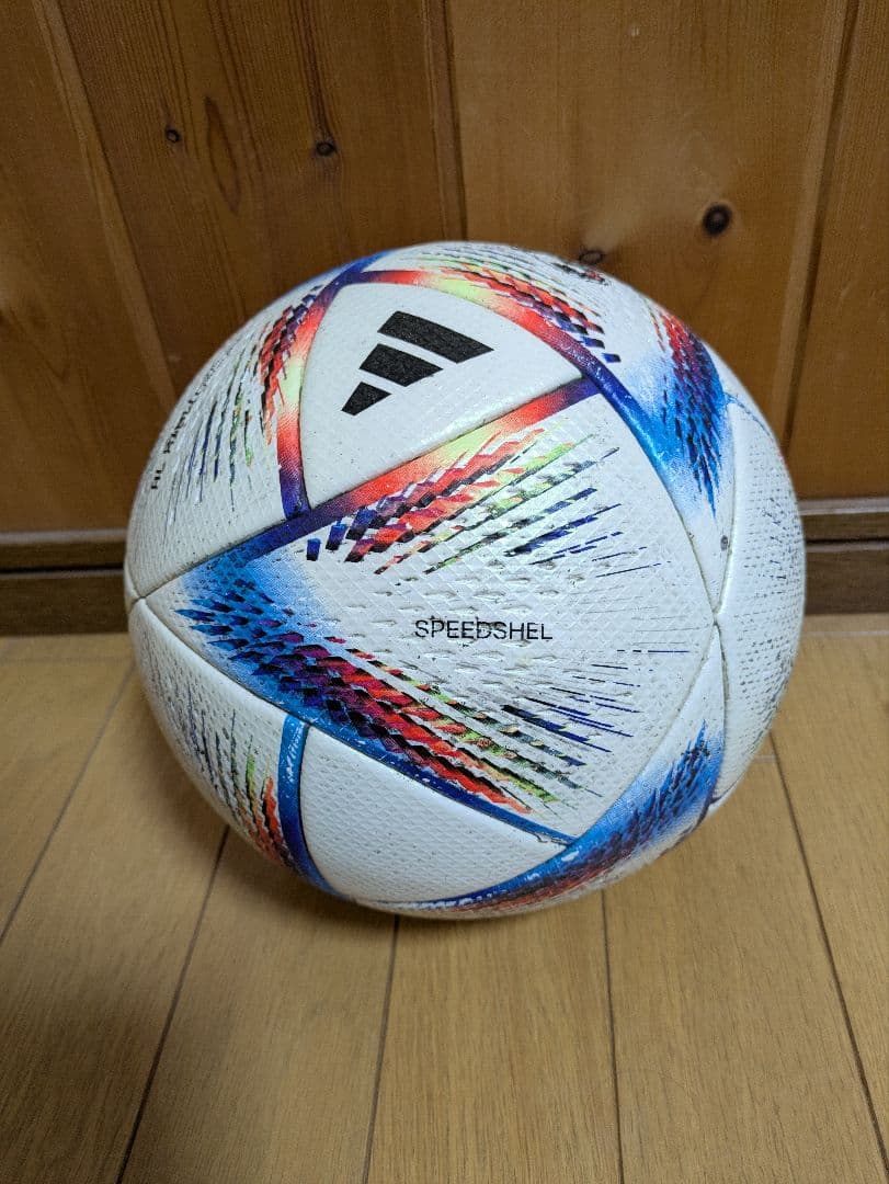 サッカーボール アル・リフラ