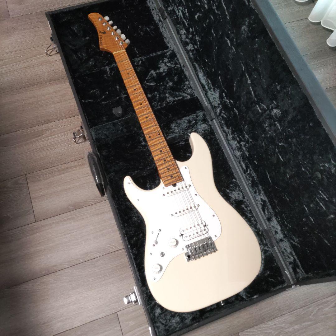 ギター　レフティ　Left　T's guitars