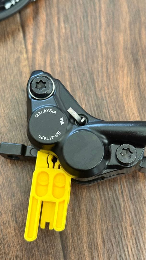 ※コリドラスシマノ M4100/MT420 ブレーキ 前後セット 新車外し