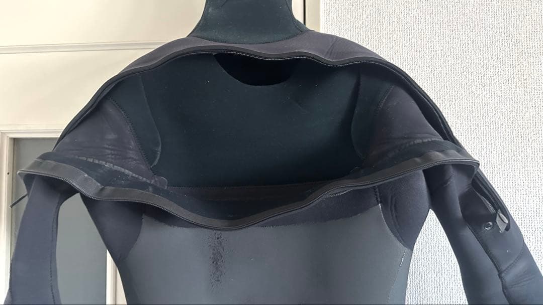 セミドライフルスーツ 5mm/3mm