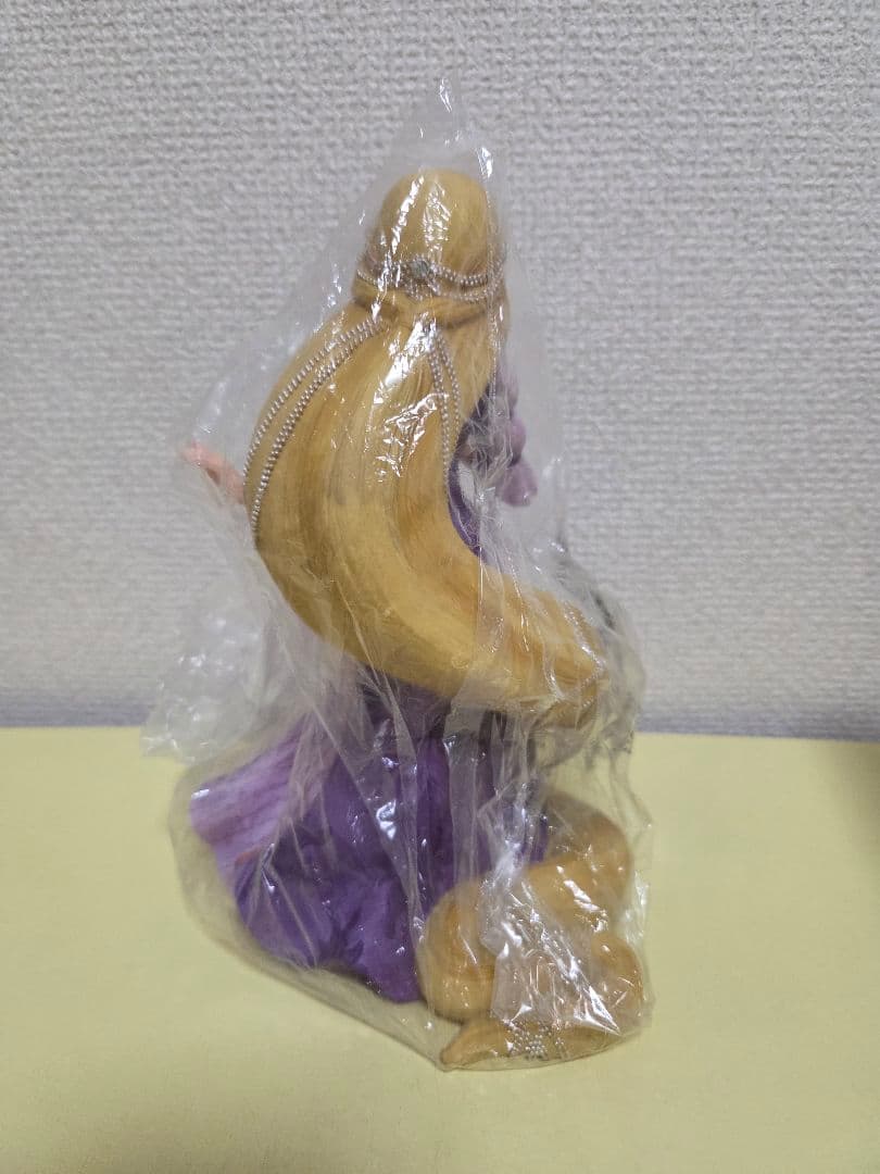 【ディズニー ショーケース コレクション】ラプンツェル フィギュア エネスコ