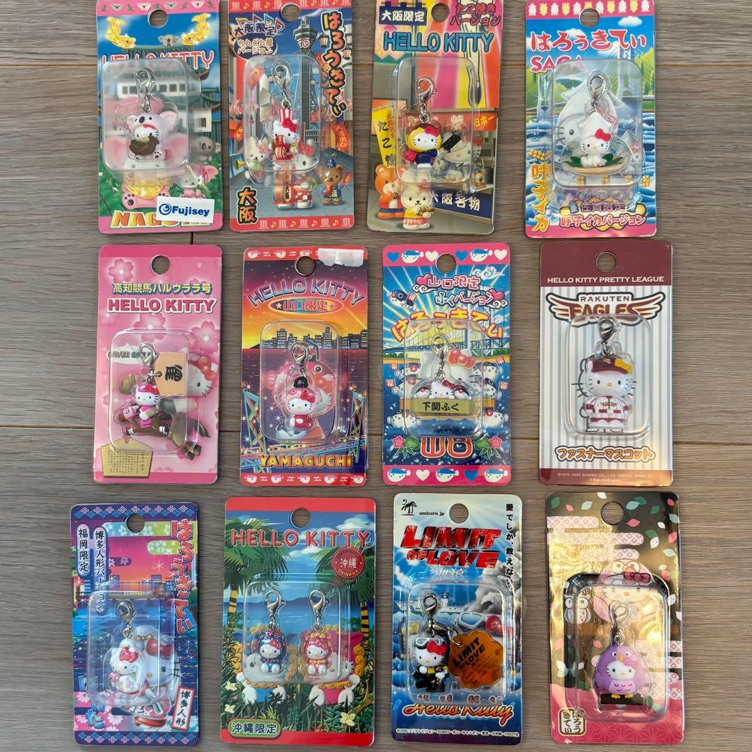 ご当地ハローキティ チャームまとめ売り 12点