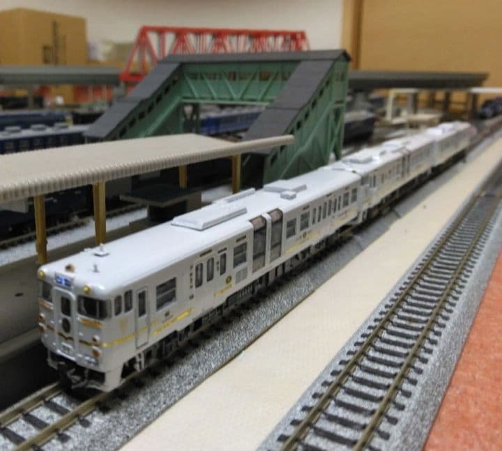 ＪＲ九州　ふたつ星4047　３両セット