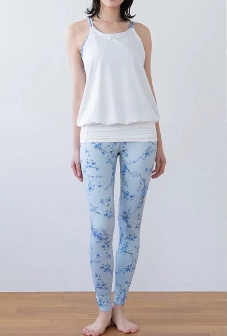 新品未使用 lava SUKALA キャミソール&レギンス