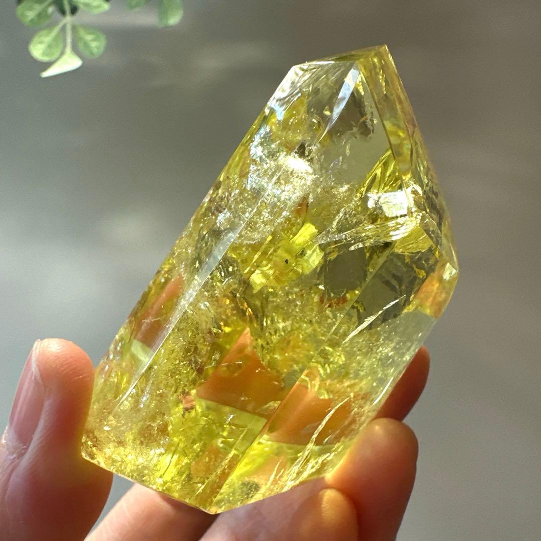 高品質　シトリン　虹　フリーフォーム　非加熱　122.3g レインボーシトリン