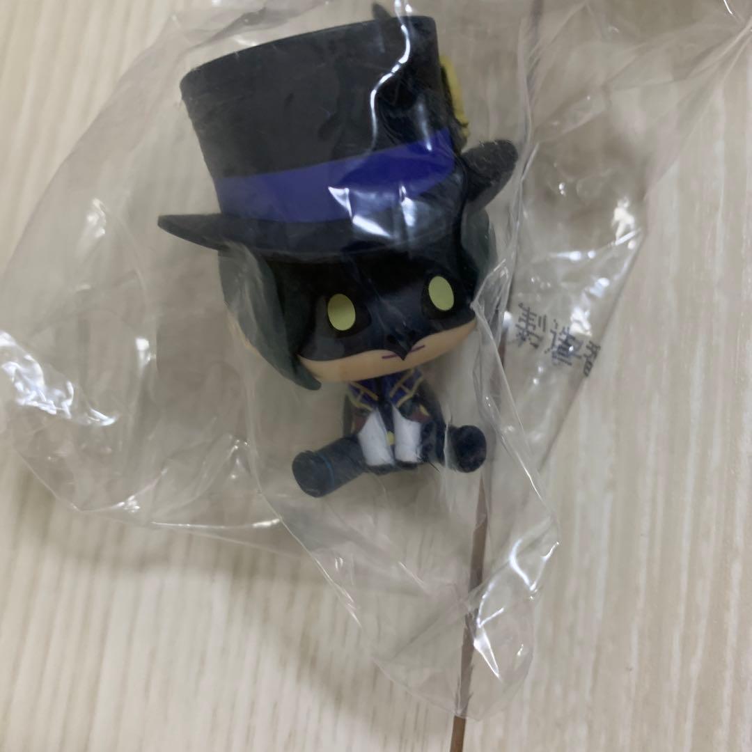 ツイステ　1番くじ　学園長　クローリー　フィギュア